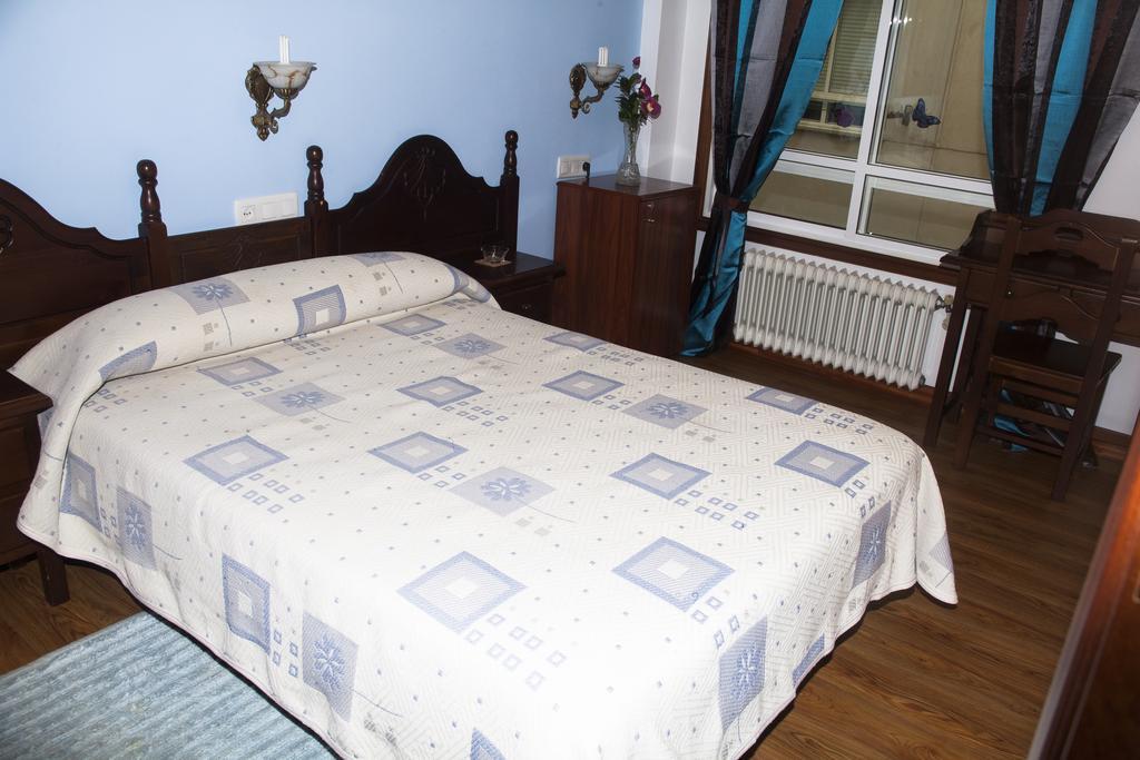 Hospedaxe Carragal Hotel Ribadeo Kültér fotó